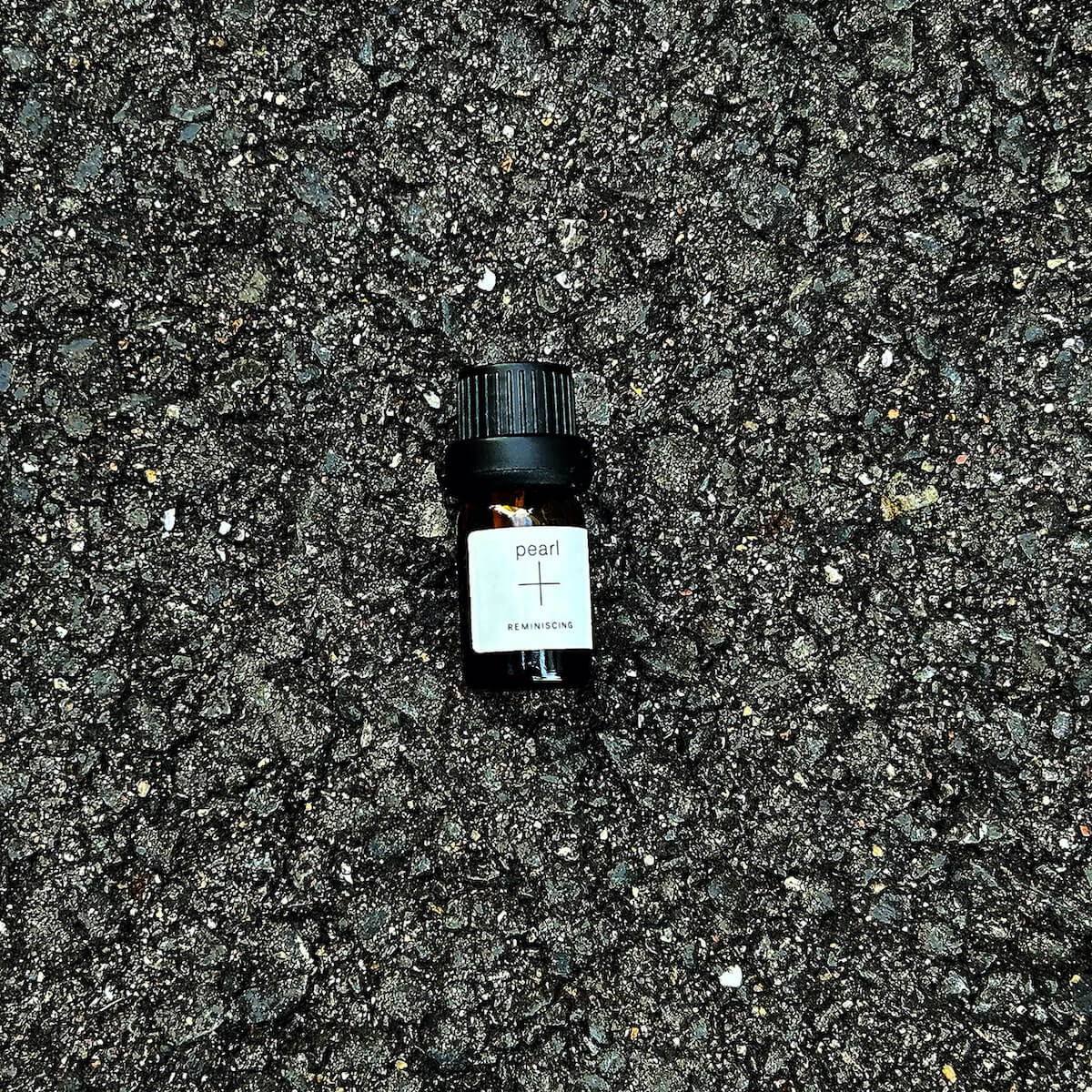 Pearl+ REMINISCING ESSENTIAL OIL