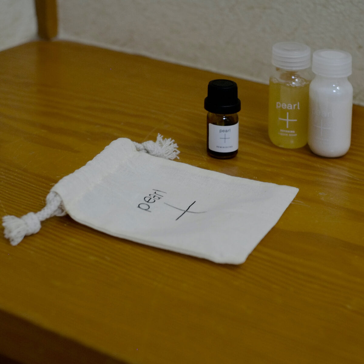 Pearl+ トラベルセット ギフトバッグ付き